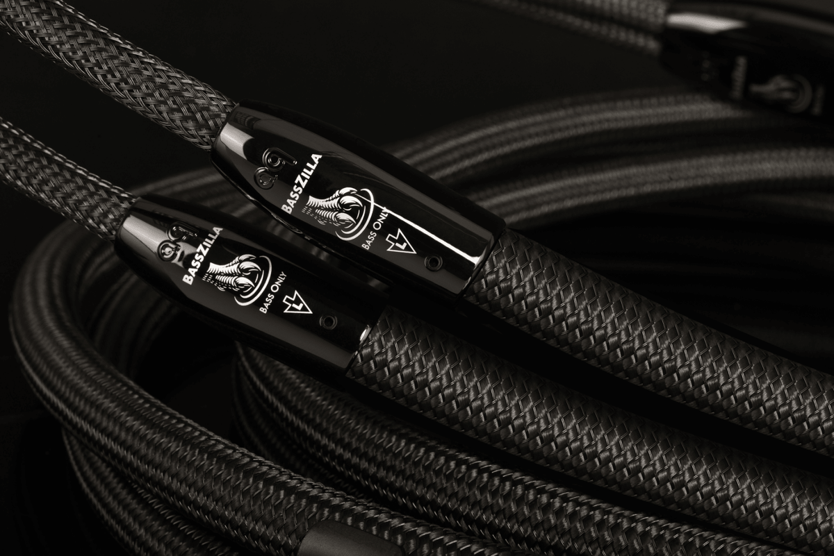 AudioQuest BassZilla - BZILLA6SS 6 ft = 1.83 m Pair 2 x Male U-Spade > 2 x Male U-Spade - Silver